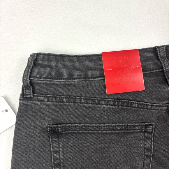 NWTJennifer Lopez High Waisted Flawless Sculpt Charcoal Raw Hem Jean Shorts (14) - Picture 8 of 13